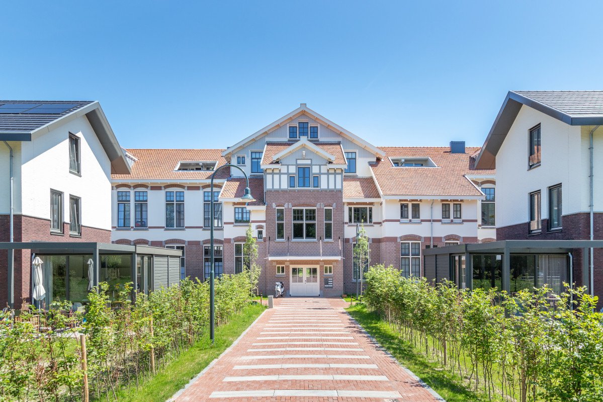 Transformatie en nieuwbouw rijksmonument de nieuwe Loet in Castricum