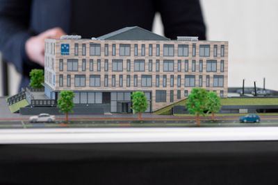 maquette nieuwe hoofdkantoor NVM door Heembouw Architecten