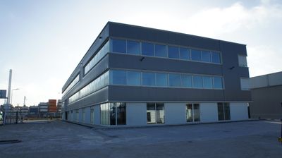 Bedrijfscomplex met nieuw hoofdkantoor HOYER Botlek