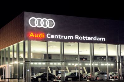 Autoshowroom Audi