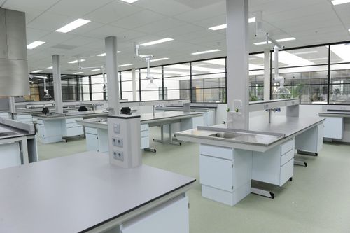 Nieuwbouw kantoor met laboratorium Koppert Biological Systems