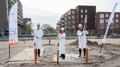 Feestelijke start bouw 84 appartementen voor Vidomes in Zoetermeer