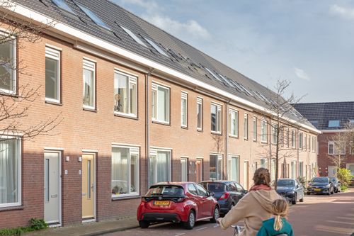 Energetische verbetering van 75 woningen in Leiden