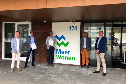 Overeenkomst MeerWonen en Heembouw 60 duurzame woningen Westend Roelofarendsveen