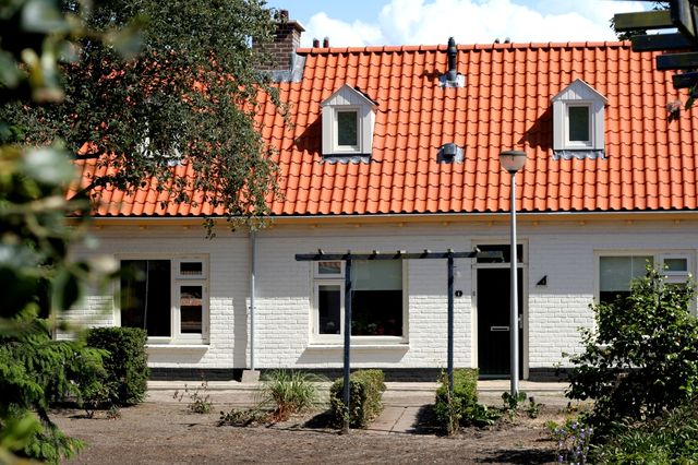 Groot onderhoud 16 woningen Antoniushof Noordwijkerhout