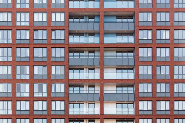 Nieuwbouw woontoren Wonen boven de Hoven Delft balkons
