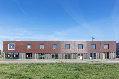 Duurzaam bedrijfsverzamelgebouw BY HANZA