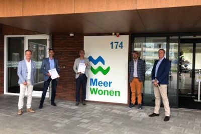 Overeenkomst MeerWonen en Heembouw 60 duurzame woningen Westend Roelofarendsveen