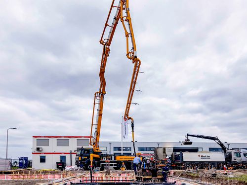 Heembouw Kantoren heeft wereldprimeur met toepassing circulair cement "freement" eigen huisvesting