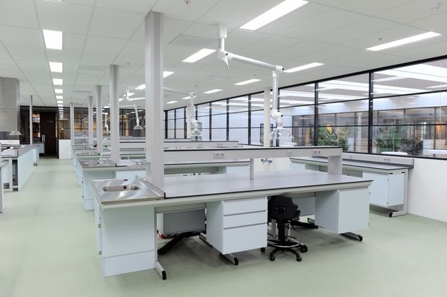 Nieuwbouw kantoor met laboratorium Koppert Biological Systems