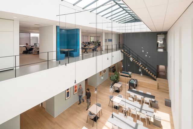 interieur Nieuwbouw huisvesting Hittech Multin Ypenburg kantoor